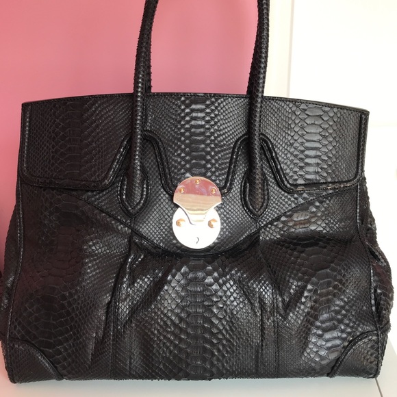 Robert’s made in Italy Handbags - Black Crocodile Leather Handbag by Robert’s, Italy